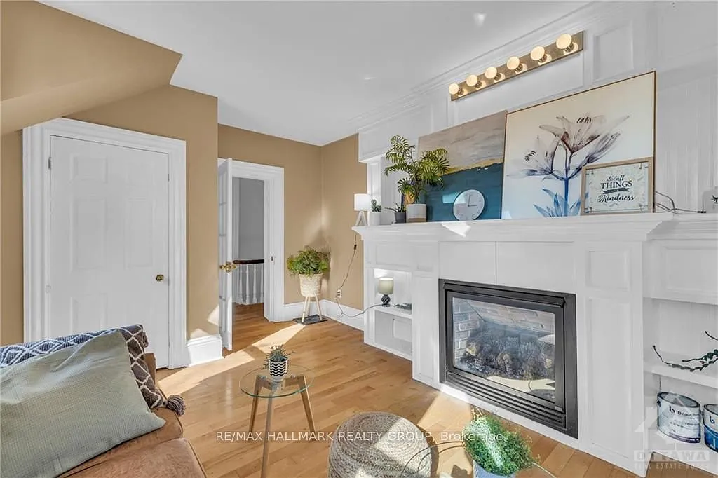 3 bed, $1,750 — Photo 2