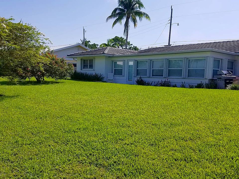 2nd image of 962 Marlin Dr