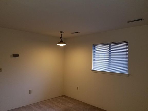 2nd image of 853 E Washington Avenue # Fl 3rd
