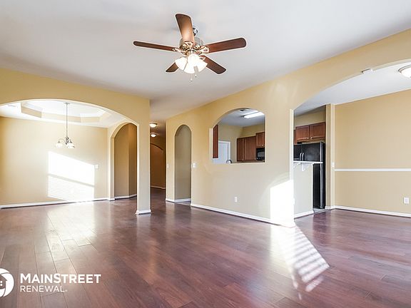 4th image of 1268 Kensington Blvd