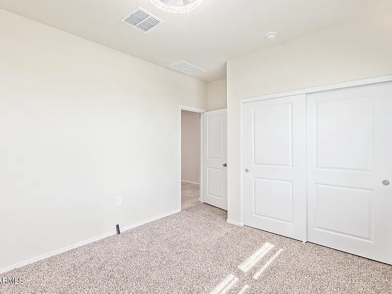 18646 W Buckskin Trl — Photo 22
