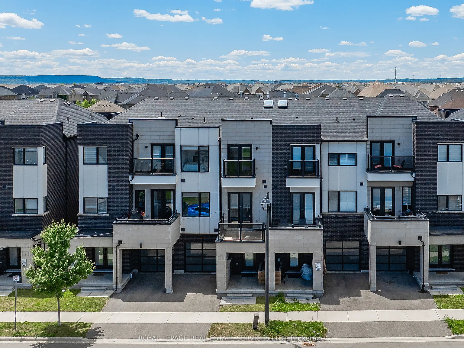 3 bed, $3,300 — Photo 1