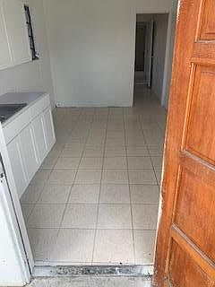2nd image of 111 Strawberry Hill QU