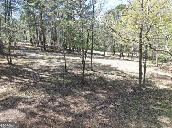 536 Rockville Springs Dr, Eatonton, GA 31024