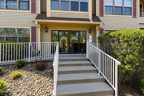 1101 Stoneridge Cir #1101 Photo 1
