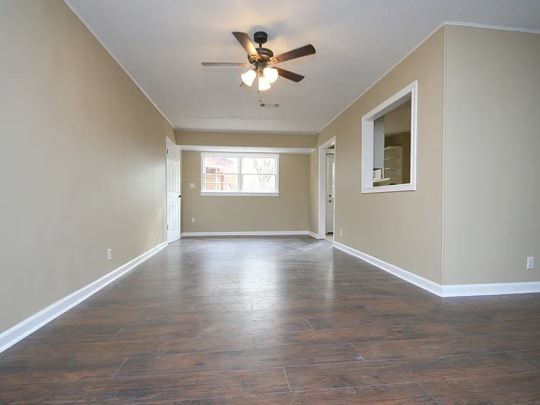4015 Apollo Dr SW — Photo 4