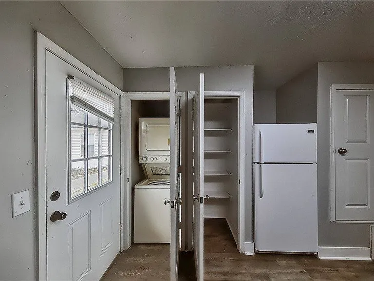 102 Park St #2 — Photo 11