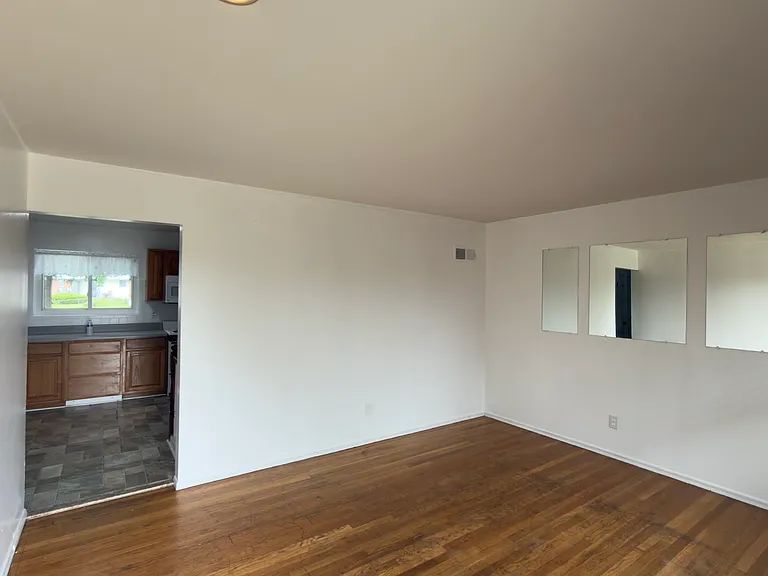 3219 Milissa Ln — Photo 3