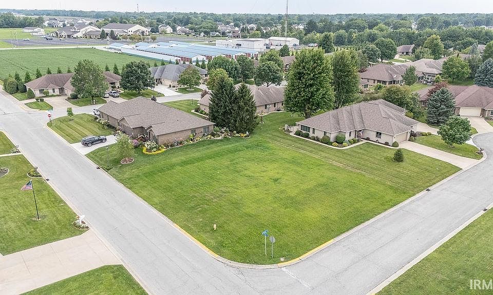 2nd image of 724 Kyle Ln