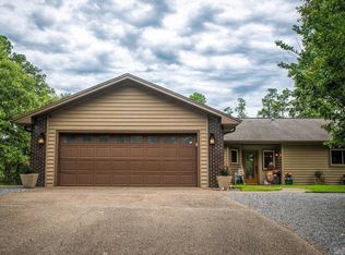 3 Capricho Cir, Hot Springs Village, AR 71909