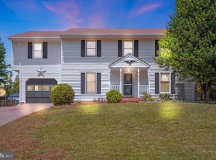 5063 Tara Dr, Fredericksburg, VA 22407