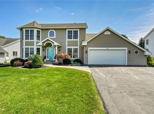 80 White Oak Bnd, Rochester, NY 14624