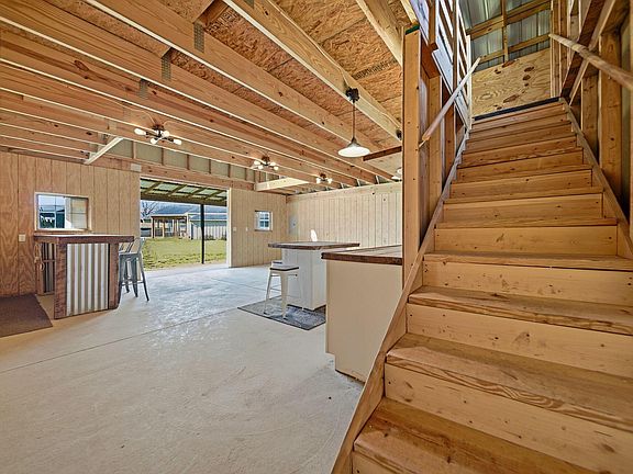 5th image of 5382 Kirkwood Dr