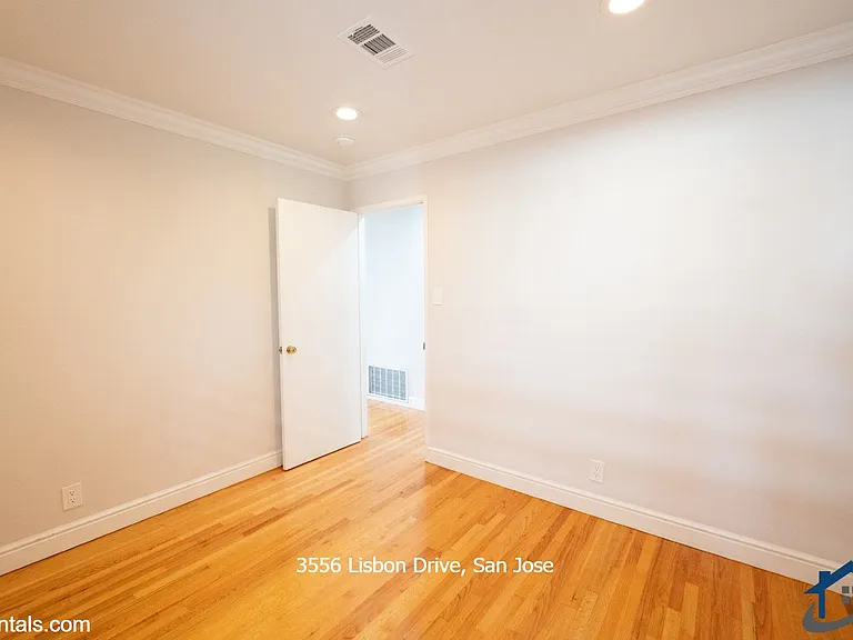 3556 Lisbon Dr — Photo 21