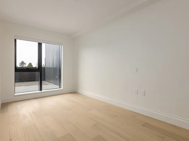 2105 W 46th Ave #303 — Photo 11