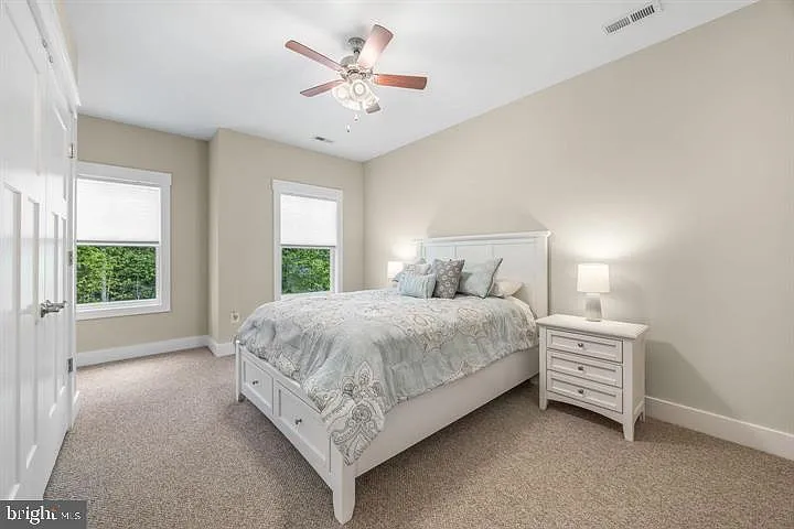 109 Seth Dr — Photo 36