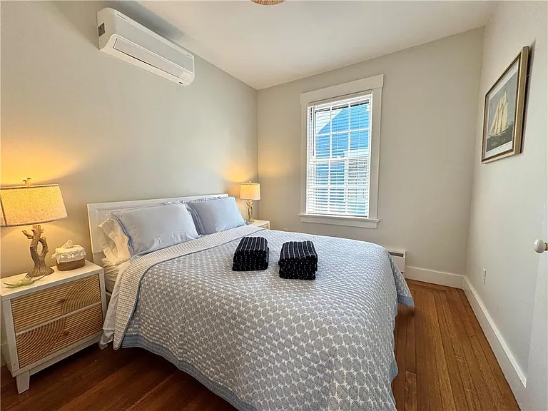 19 Walnut St — Photo 8