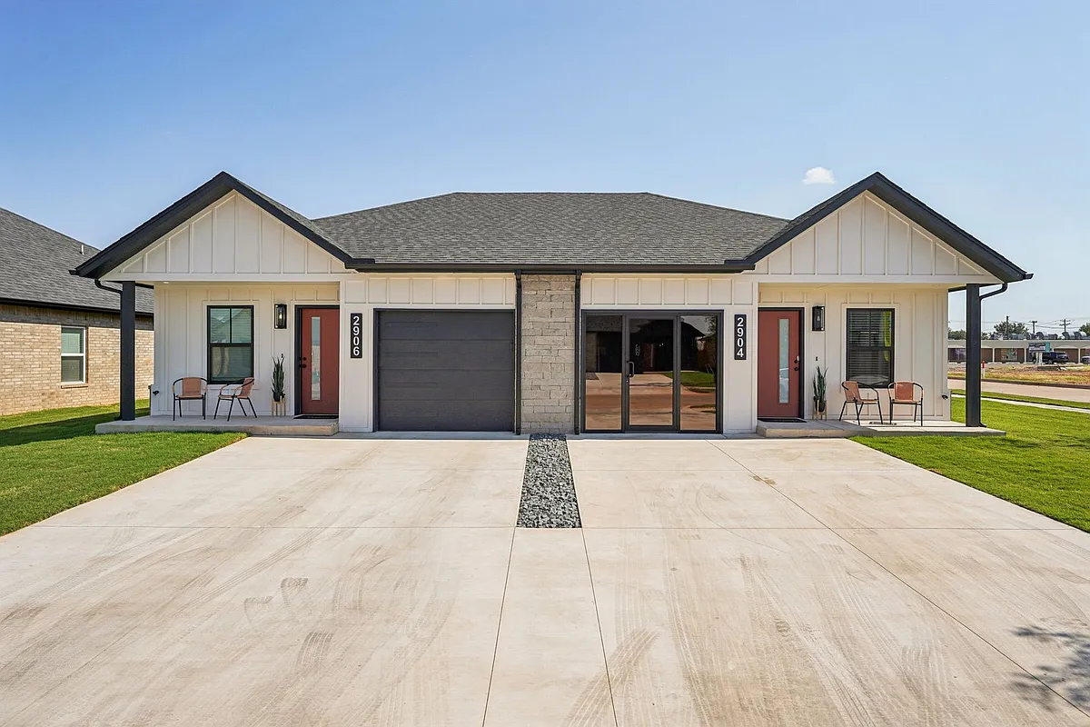 Building Photo - Glenhaven