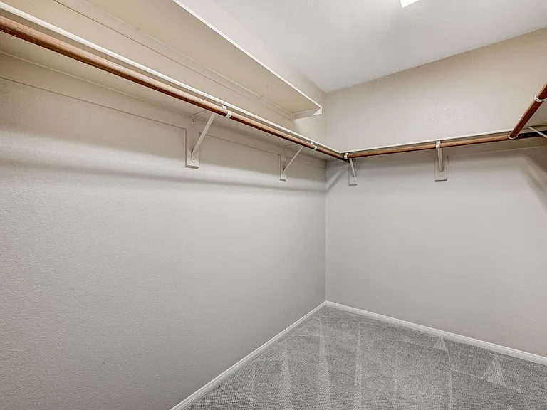 11092 Verismo St — Photo 37
