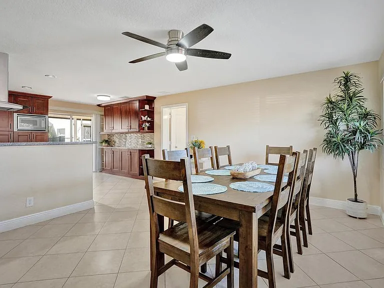 740 Buttonwood Rd — Photo 4
