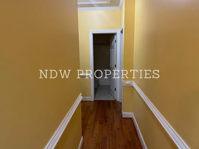 185 S White St — Photo 7