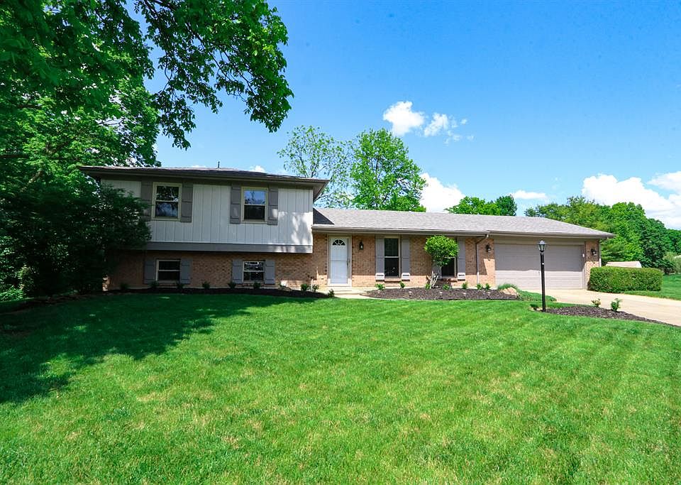 1st image of 461 Island Lake Ct