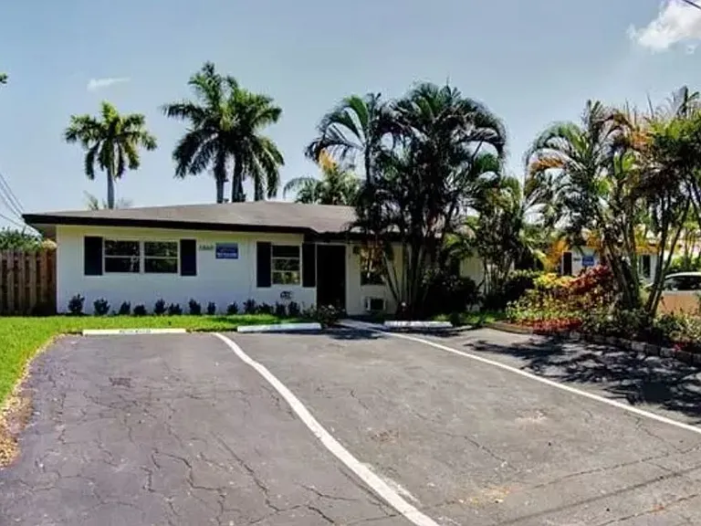 3860 NE 23 Ave Lighthouse Point, FL 33064 — Photo 3