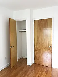 Rented by Laurence Levy-Lambert, LREB