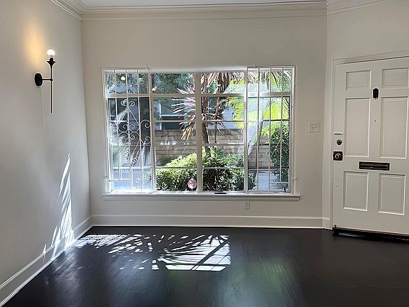 2nd image of 107 3/4 N Sweetzer Ave