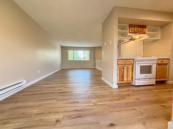 Dining area next to kitchen