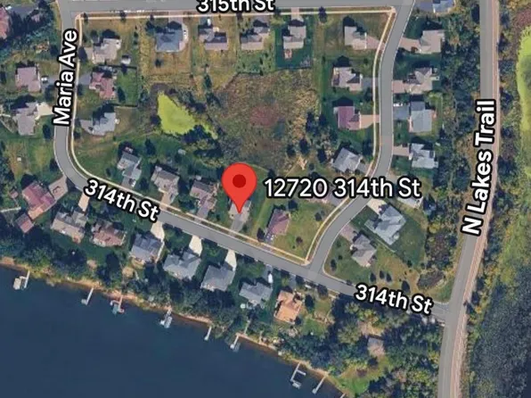 12720 314th St, Lindstrom, MN 55045
