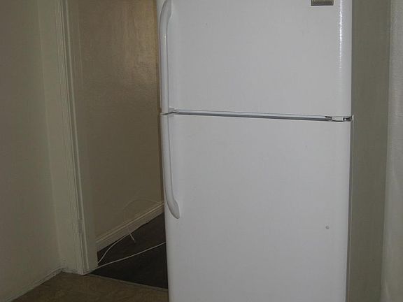 4th image of 3005 W 43rd Pl