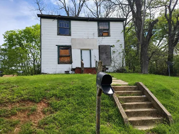 110 Acorn Dr, Marshall, TX 75670