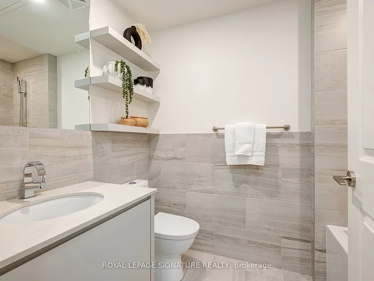 285 Avenue Rd #303 — Photo 28