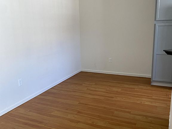 4th image of 116 Prosperity Ctunit E