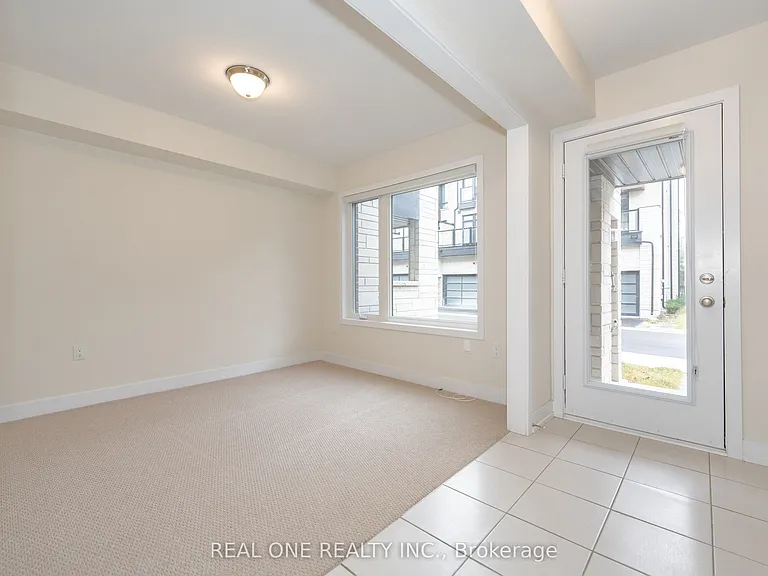 28 Credit Ln — Photo 7