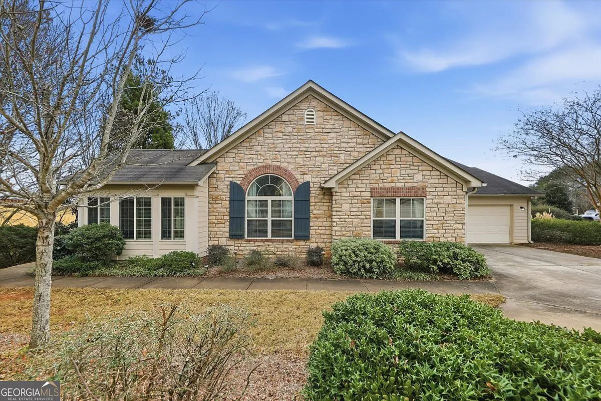 405 Kenley Ct photo 1