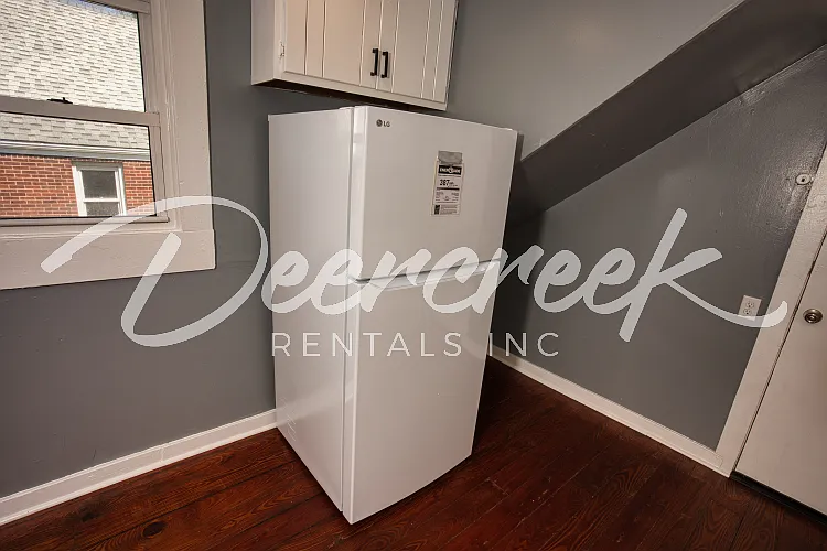 176 Esther Ave #2 — Photo 8