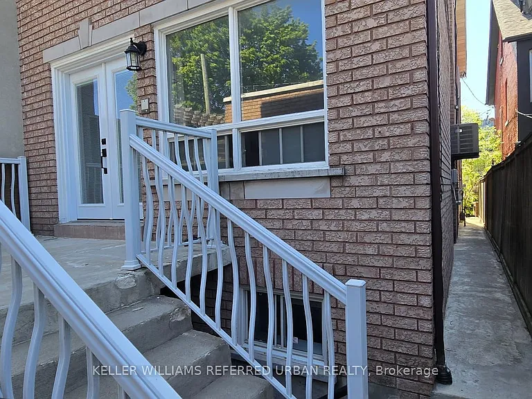 43 Northcote Ave #MAIN — Photo 16