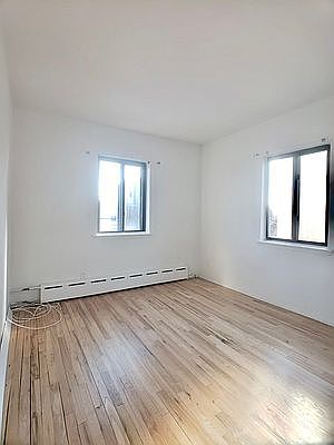 4th image of 22-39 47th St #2R