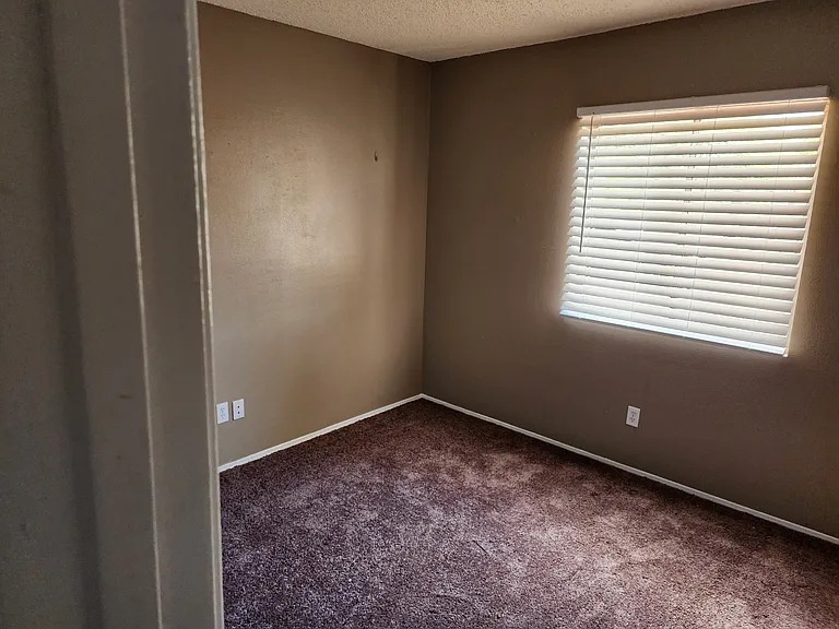 2410 S Rose Peak Dr — Photo 18