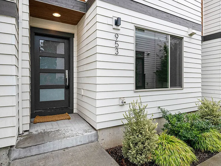 953 N Skidmore St — Photo 19