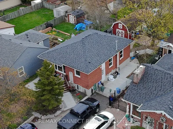 13 Ontario St, Ajax, ON L1S 1T4