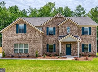 329 Traditions Ln, Hampton, GA 30228