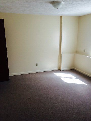 2nd image of 231 W 12th St APT 5