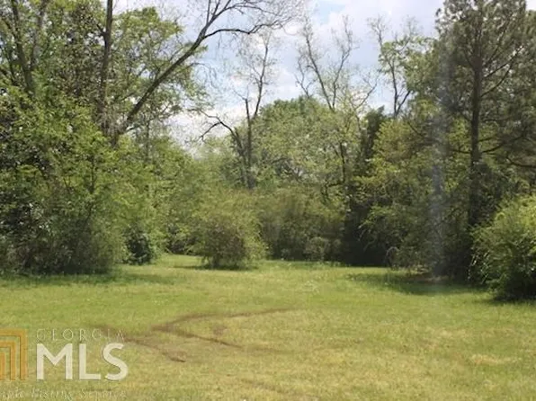 Taylor St, Barnesville, GA 30204