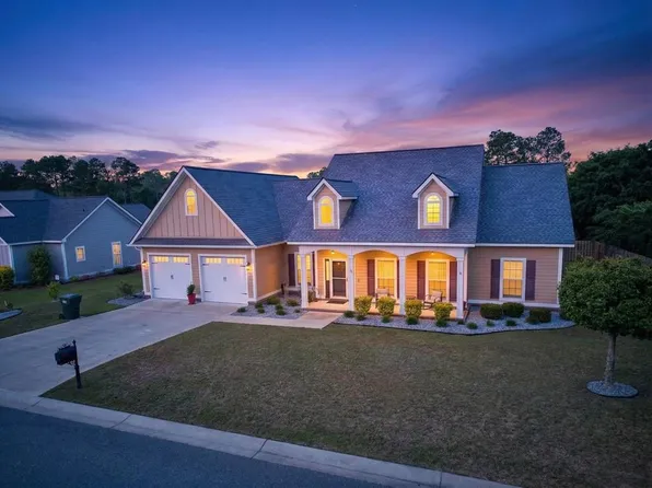 219 Cobblestone Blvd SE, Moultrie, GA 31788