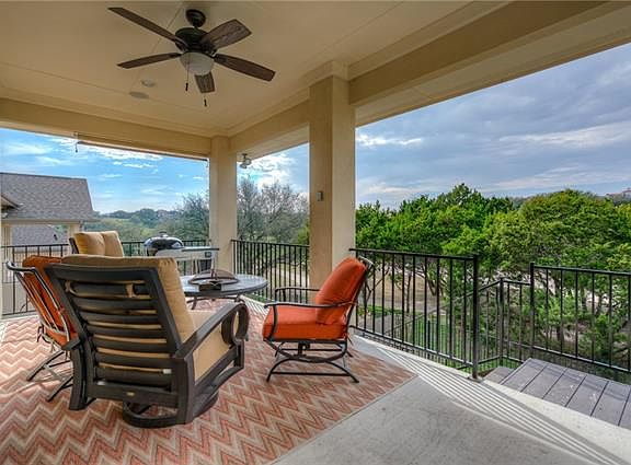 2nd image of 3824 Vinalopo Dr