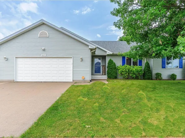 4417 N Gayman Ave, Davenport, IA 52806