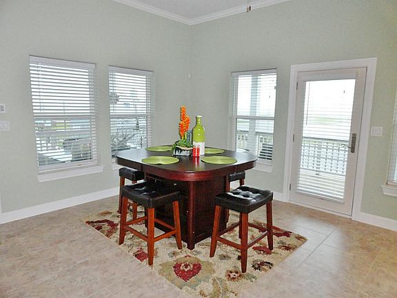 5th image of 16711 Marina Dr